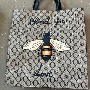 Gucci GG Canvas Tote with Bee | “Blind for Love” | Light Brown | Authentic